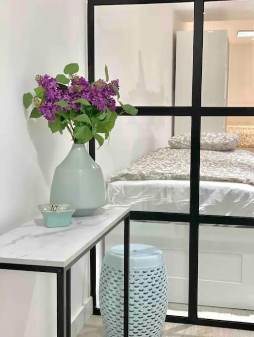Moderno Apartamento Con Garaje Privado En El Centro De Vigo Exterior foto