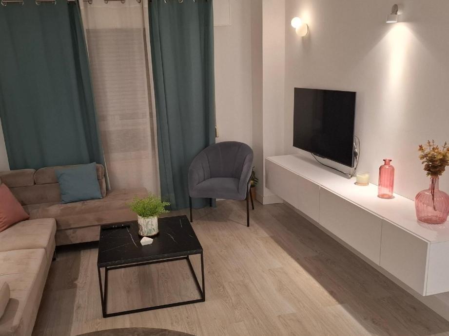 Moderno Apartamento Con Garaje Privado En El Centro De Vigo Zimmer foto