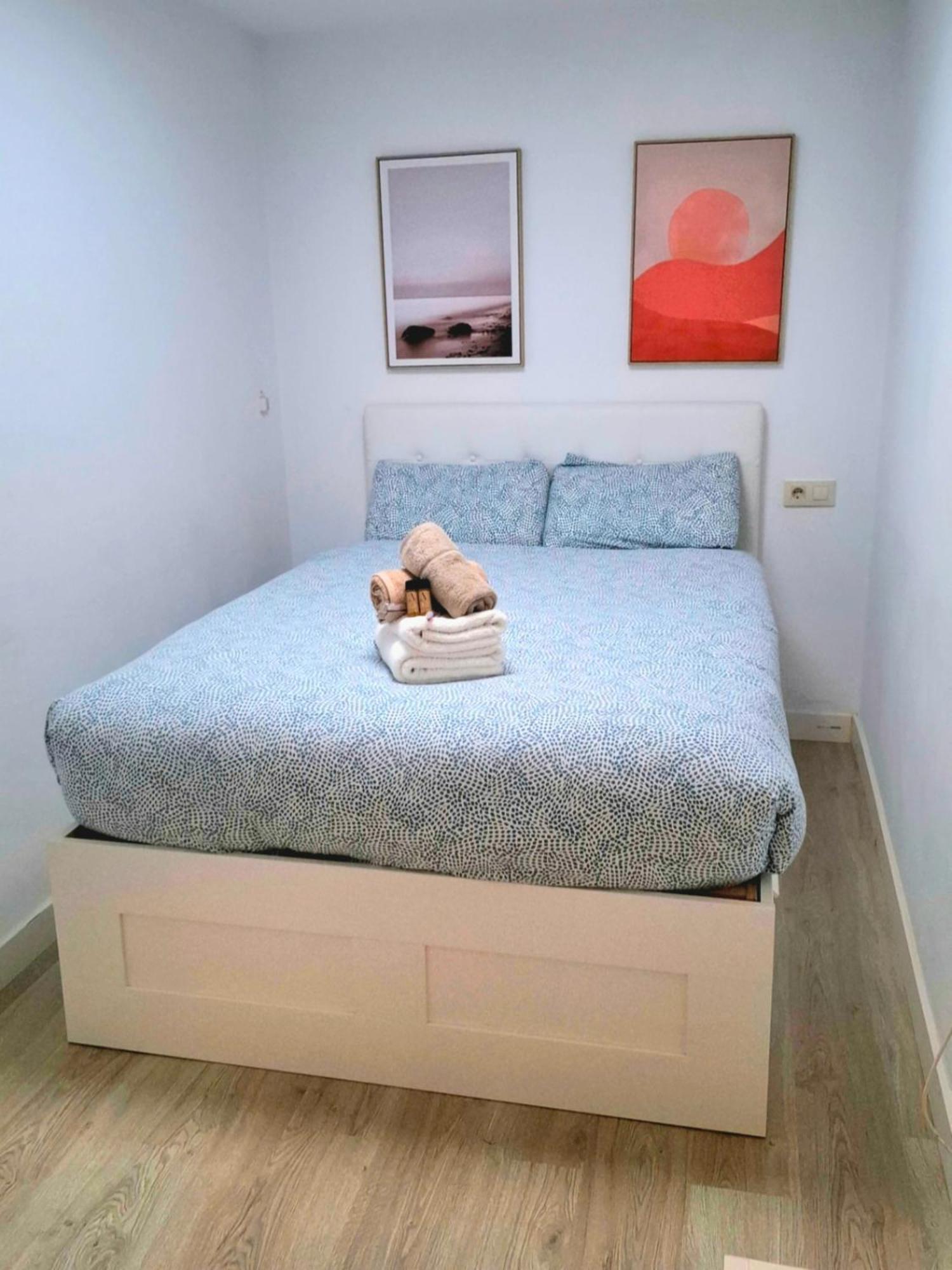 Moderno Apartamento Con Garaje Privado En El Centro De Vigo Zimmer foto